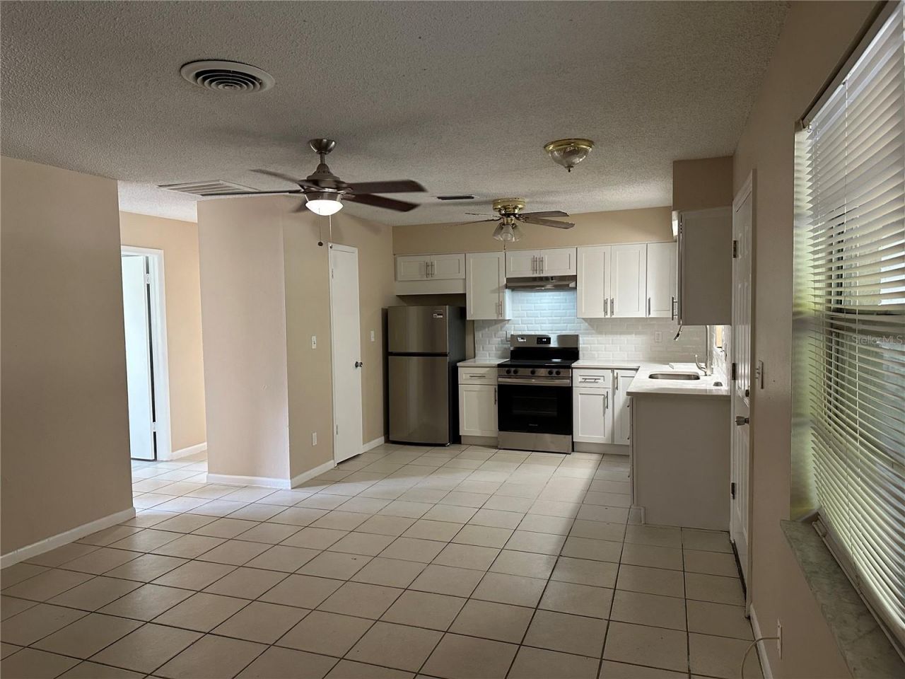 135 NE Madison Circle N, Saint Petersburg, FL 33702 Photo