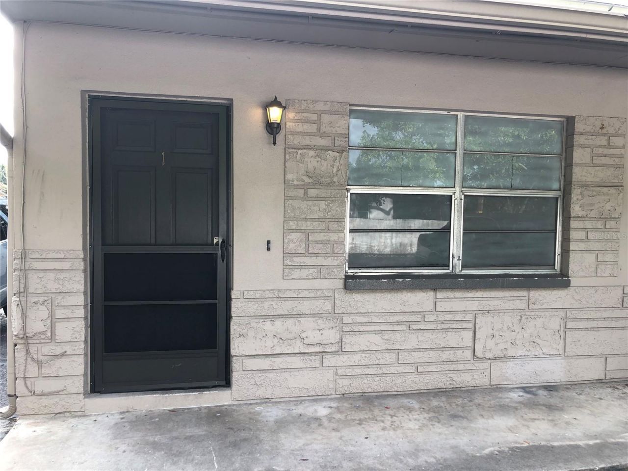 135 NE Madison Circle N, Saint Petersburg, FL 33702 Photo