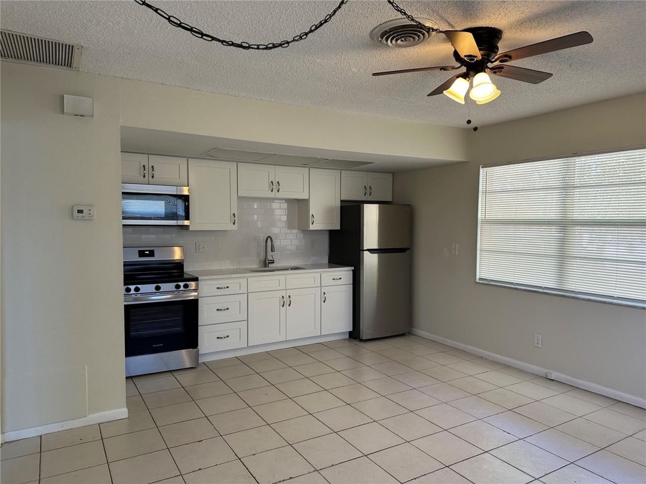 135 NE Madison Circle N, Saint Petersburg, FL 33702 Photo