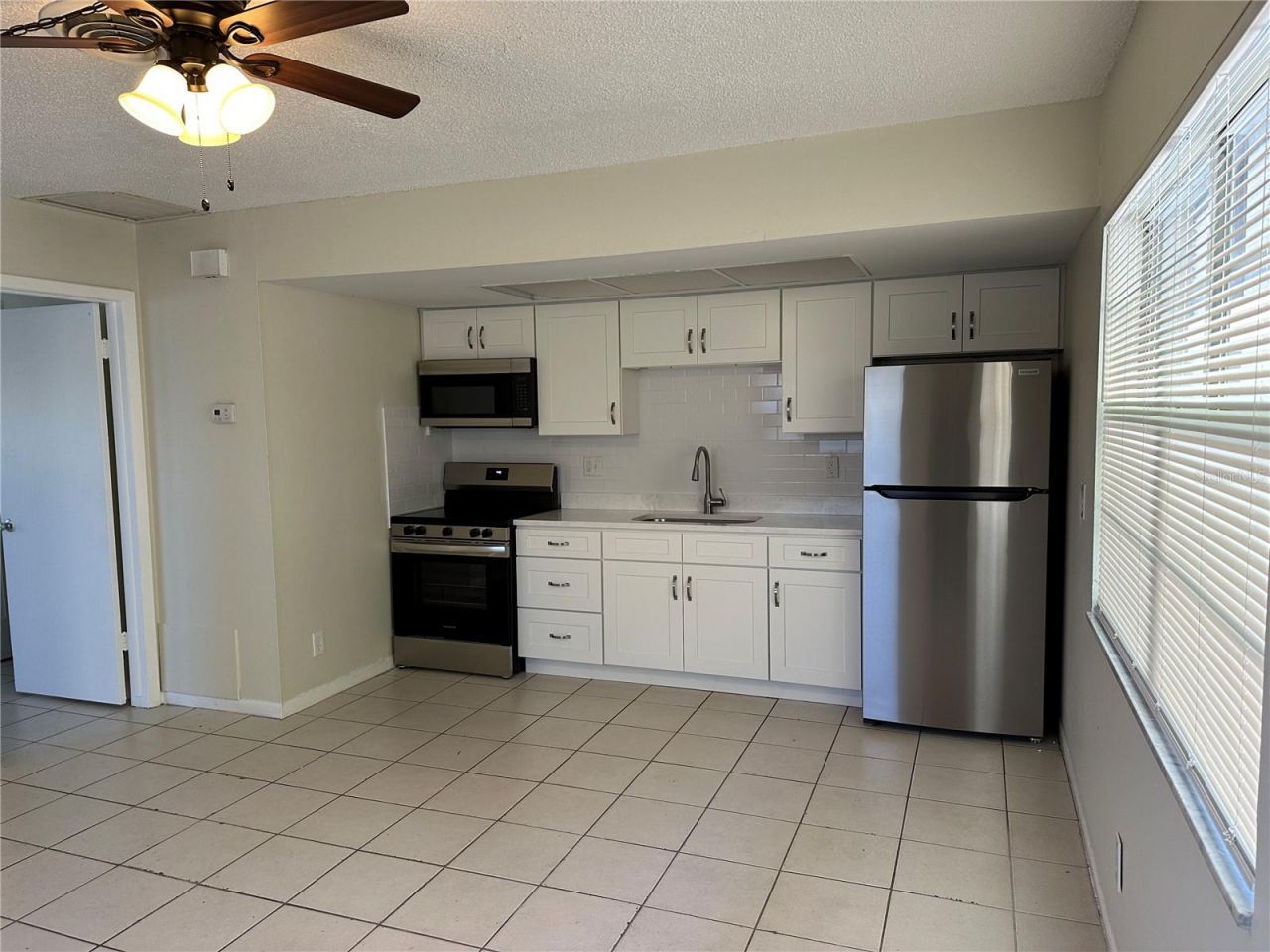 135 NE Madison Circle N, Saint Petersburg, FL 33702 Photo