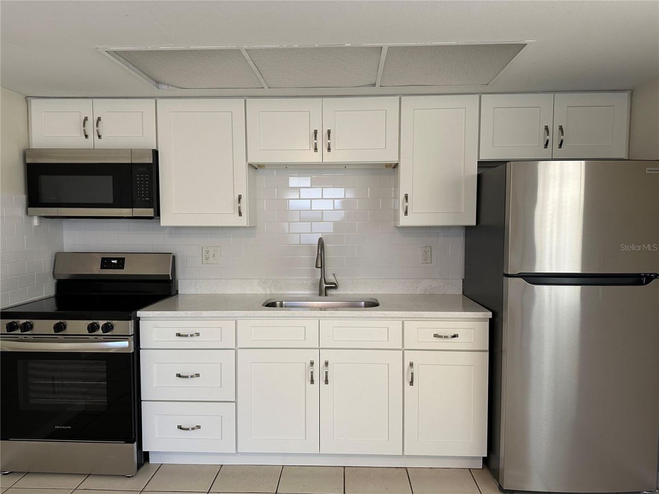 135 NE Madison Circle N, Saint Petersburg, FL 33702 Photo