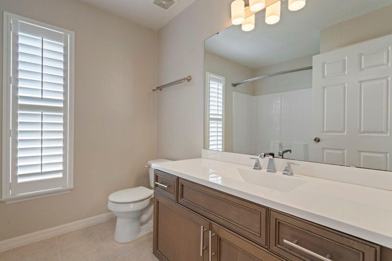 4024 Forest Island Drive , Orlando, FL 32826 Photo