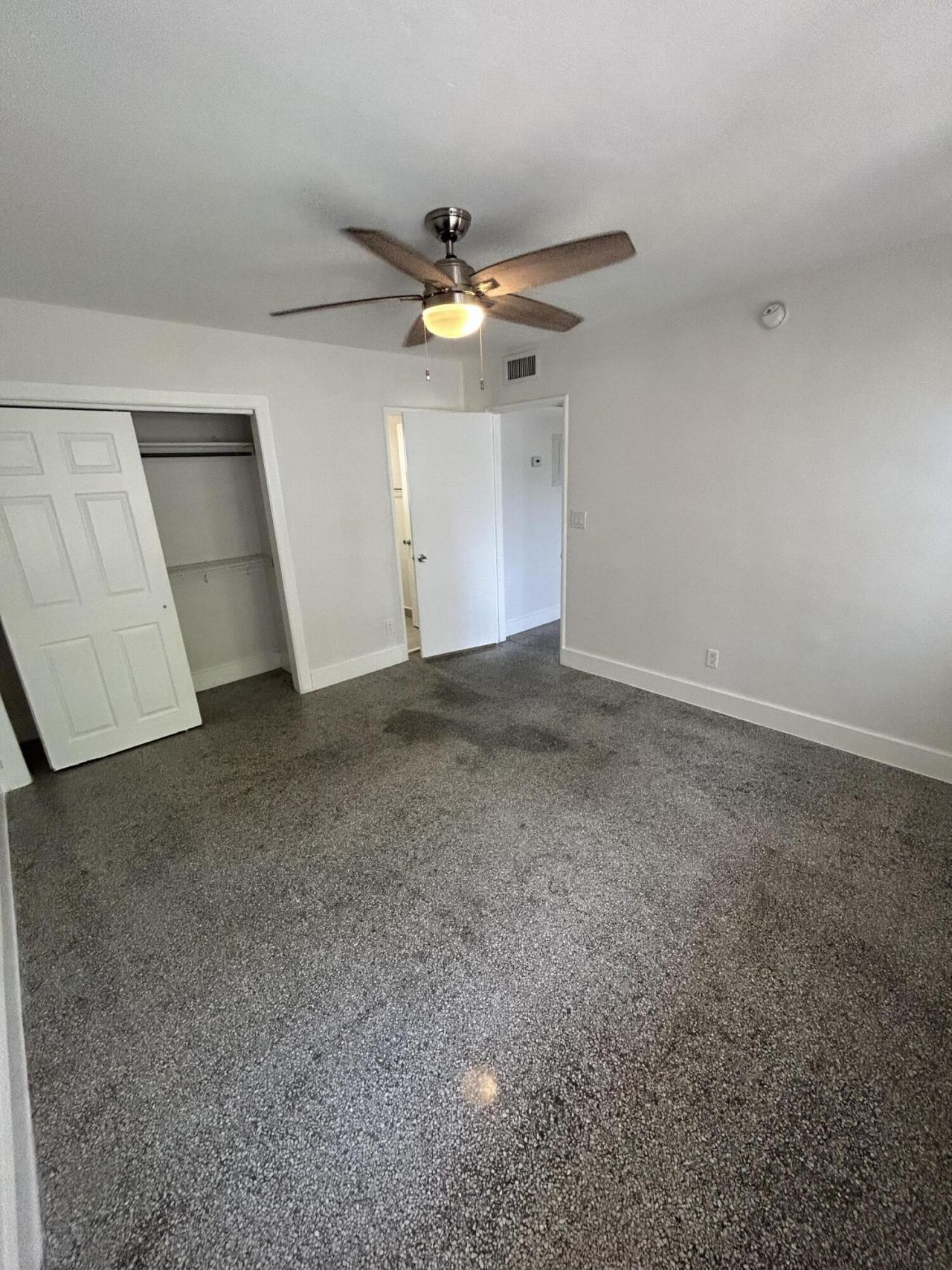 86 Isle Of Venice Drive, Unit 2, Fort Lauderdale, FL 33301 Photo