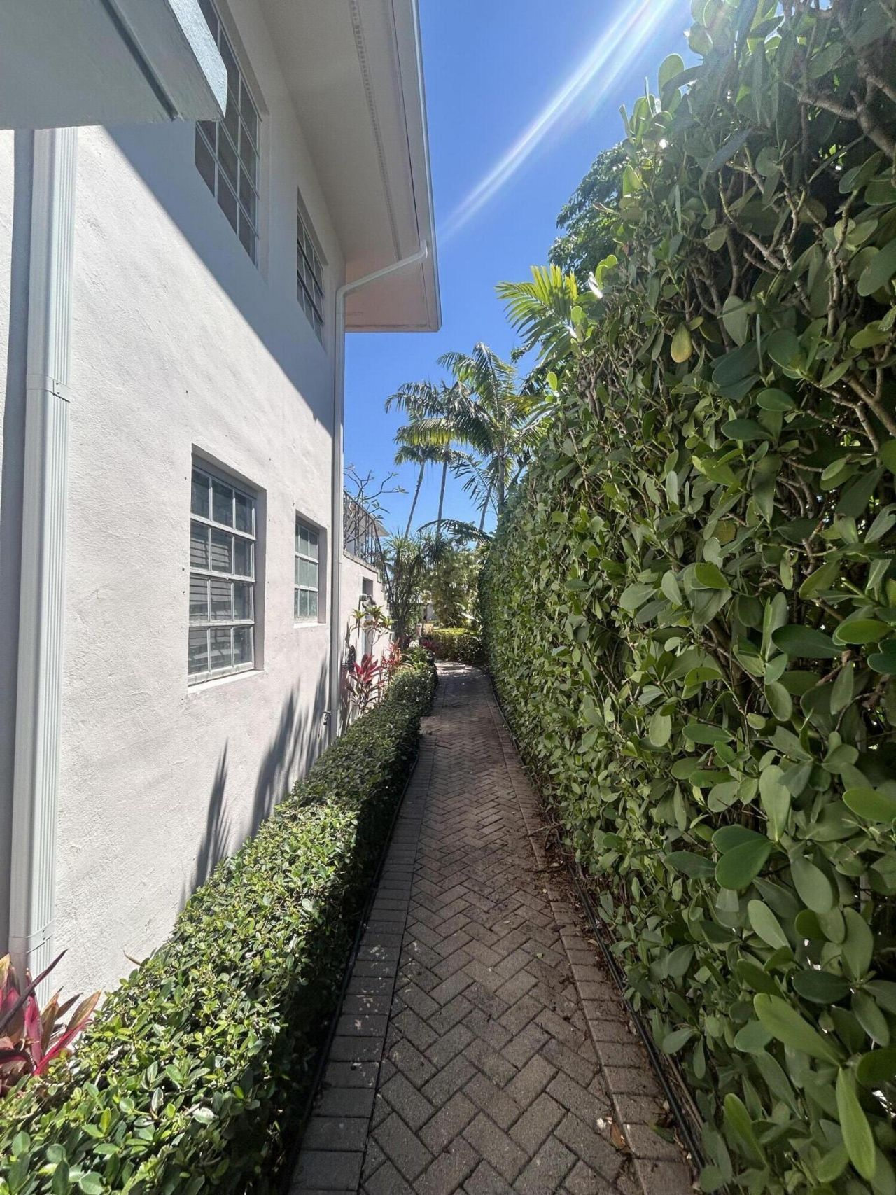 86 Isle Of Venice Drive, Unit 2, Fort Lauderdale, FL 33301 Photo