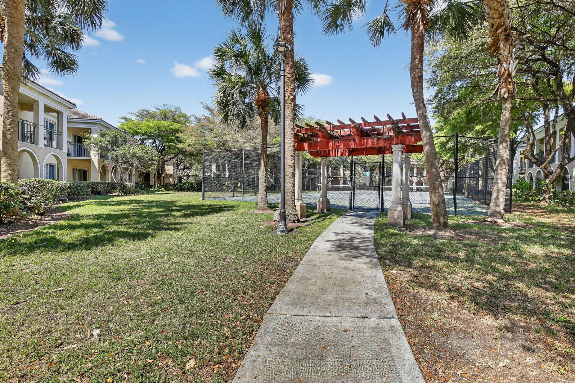 2486 Centergate Drive, Unit 204, Miramar, FL 33025 Photo