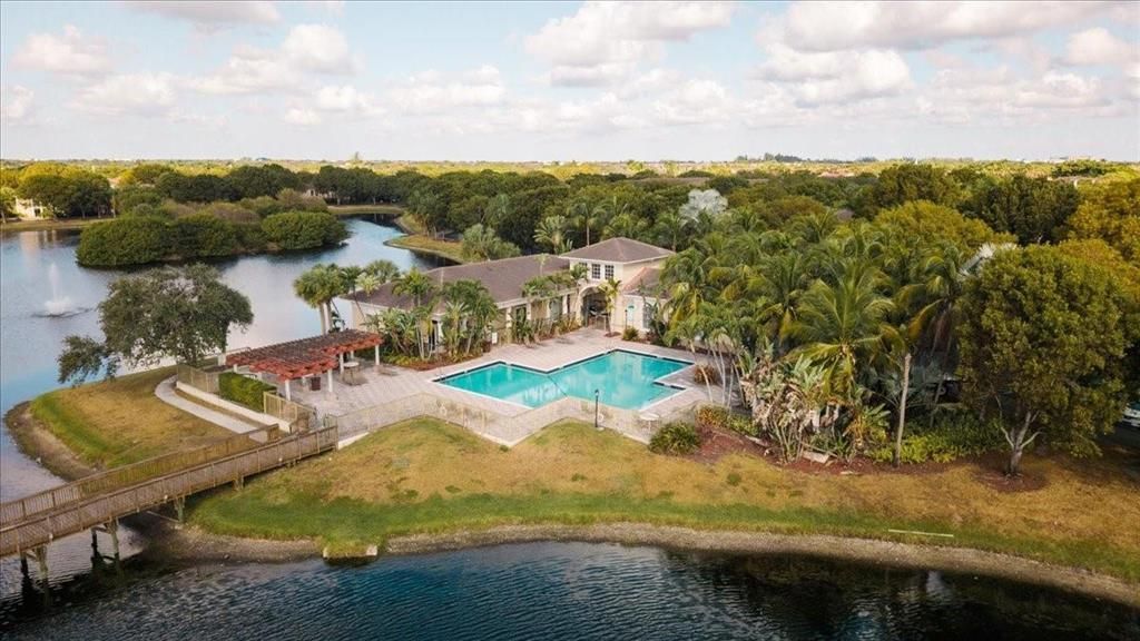 2486 Centergate Drive, Unit 204, Miramar, FL 33025 Photo