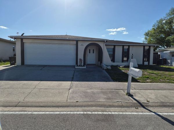 9303 MOREHEAD LANE, PORT RICHEY, FL 34668