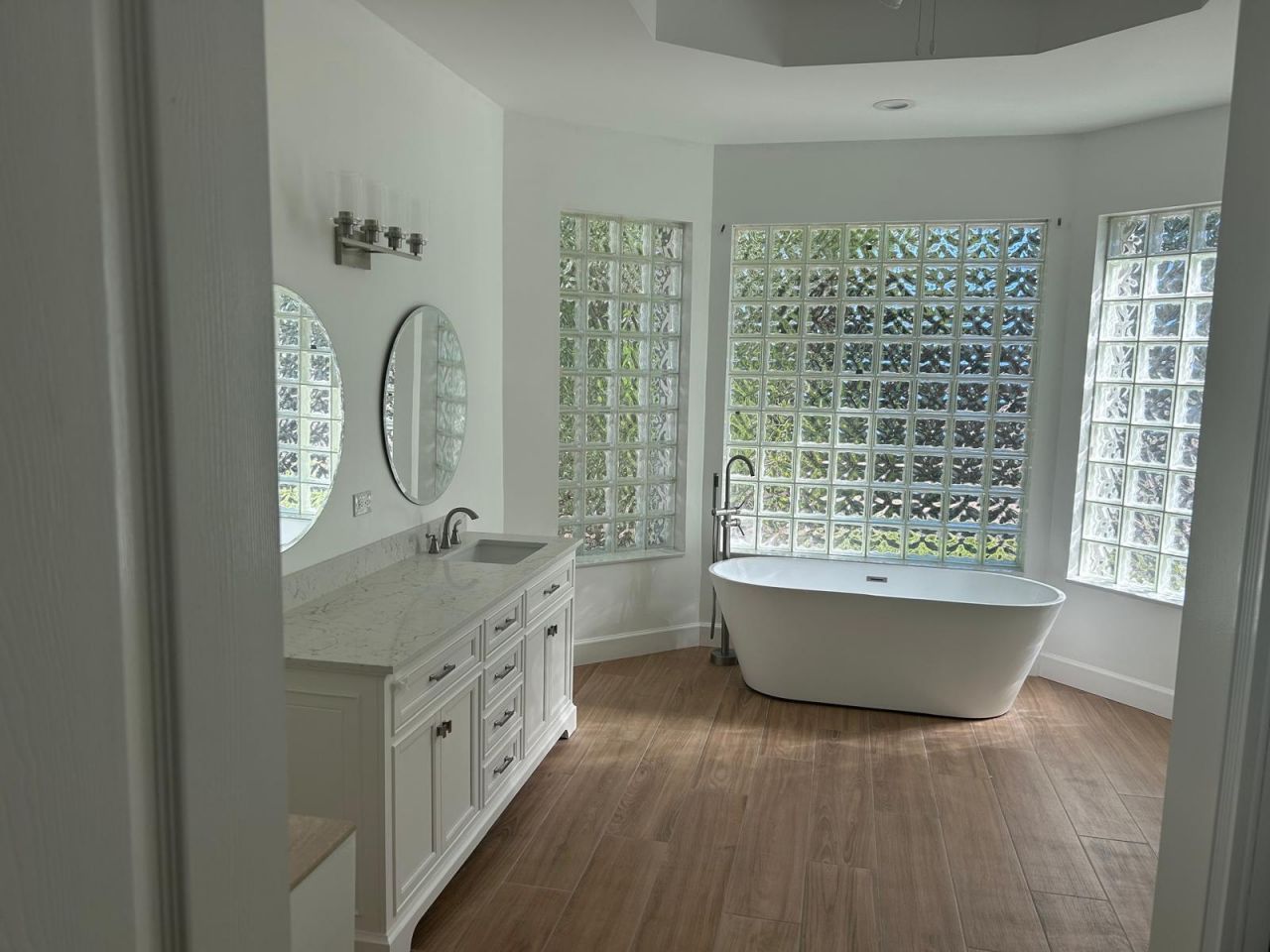 8992 Lakes Boulevard, West Palm Beach, FL 33412 Photo