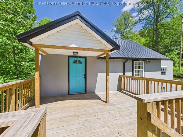 3742 Greenview Road, South Charleston, WV 25309
