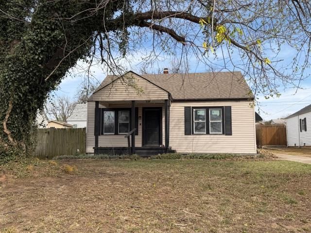 605 S Reno Avenue, El Reno, OK 73036 Main Photo