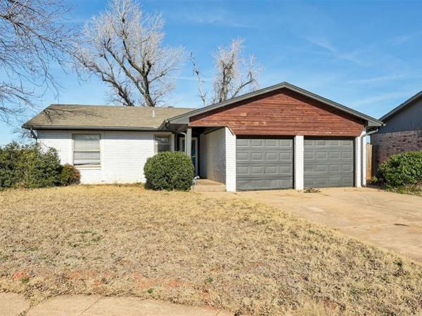 743 W Juniper Drive, Mustang, OK 73064