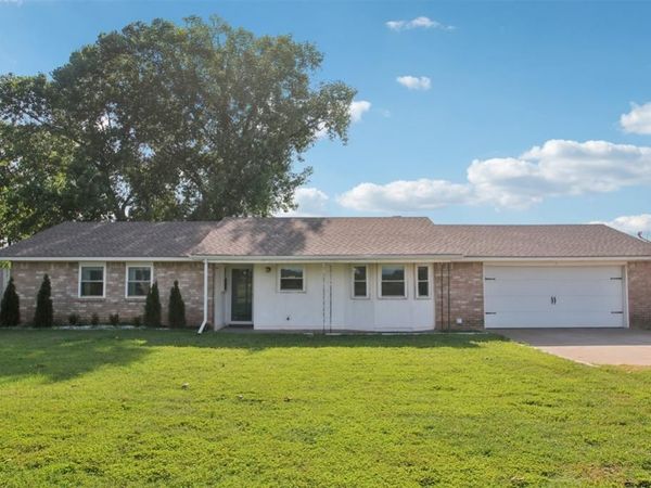 870 S Cemetery Road, Tuttle, OK 73089