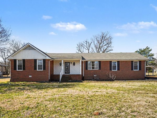 710 Washington Dr , Lebanon, TN 37087
