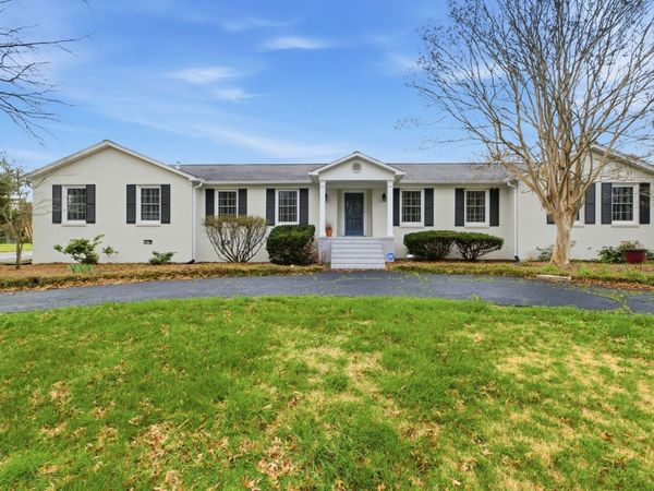 1270 Flatt Circle, Cookeville, TN 38501