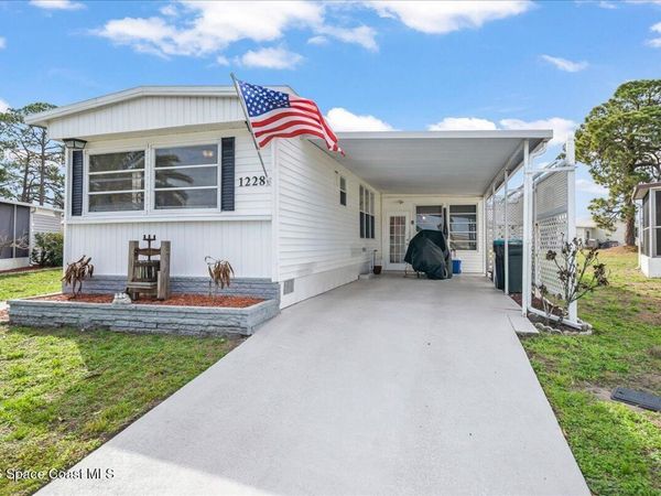1228 Shell Court NE , Palm Bay, FL 32907