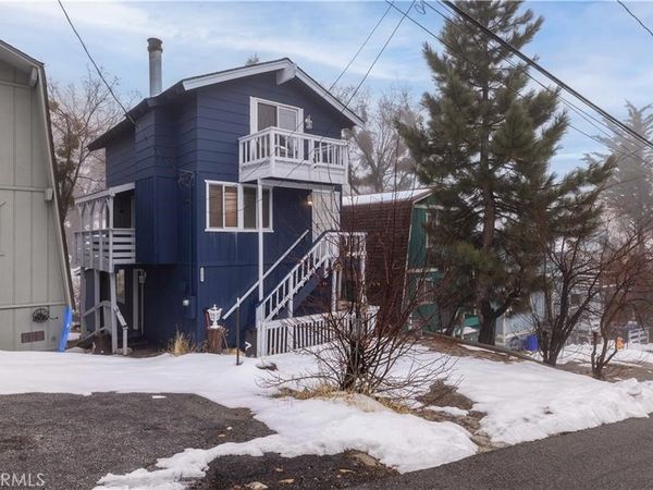 33417 CEDAR DR, Arrowbear, CA 92382