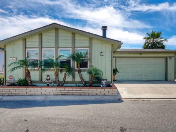 1192 Via Santa Paulo, Vista, CA 92081