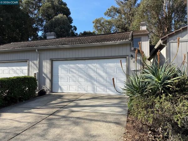 6 Basin Court, Hercules, CA 94547
