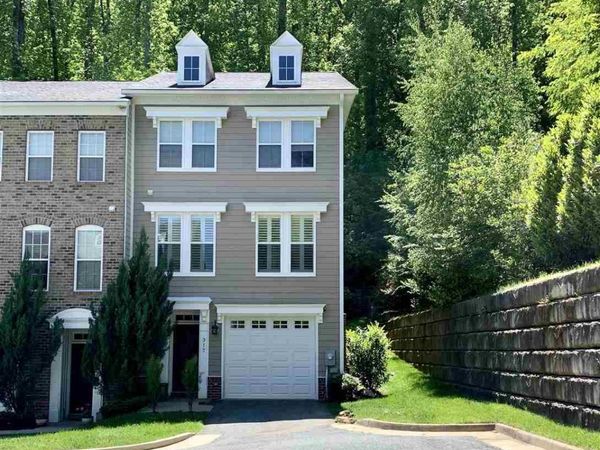 317 POPLAR GLEN CT , Charlottesville, VA 22903