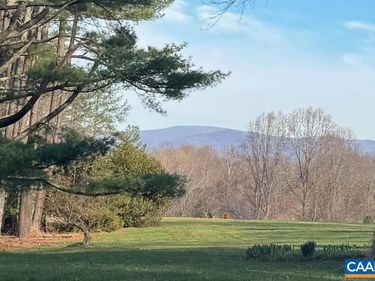 000 GARTH RD , Charlottesville, VA 22901