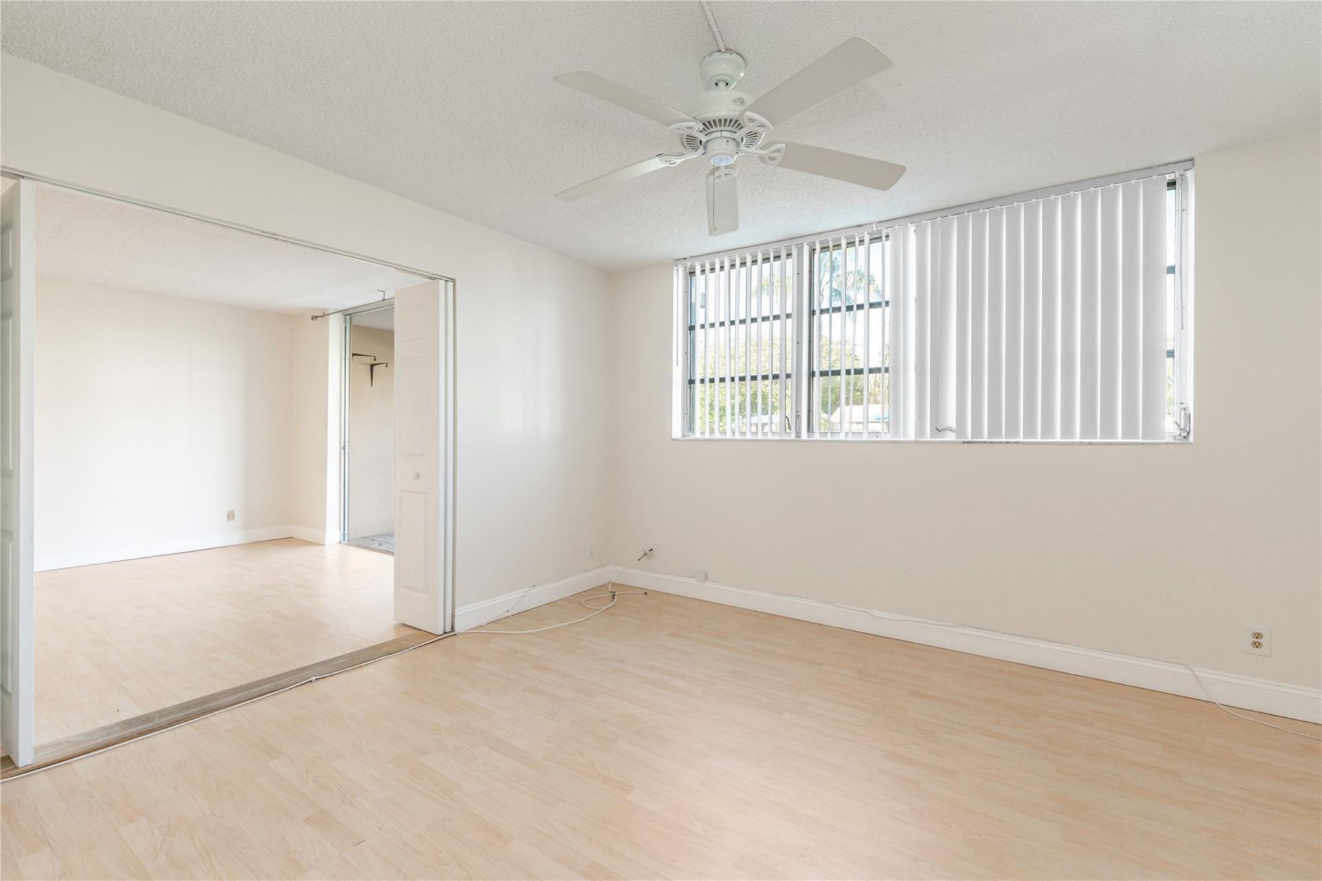 9523 S Hollybrook Lake Drive, Unit 107, Pembroke Pines, FL 33025 Photo