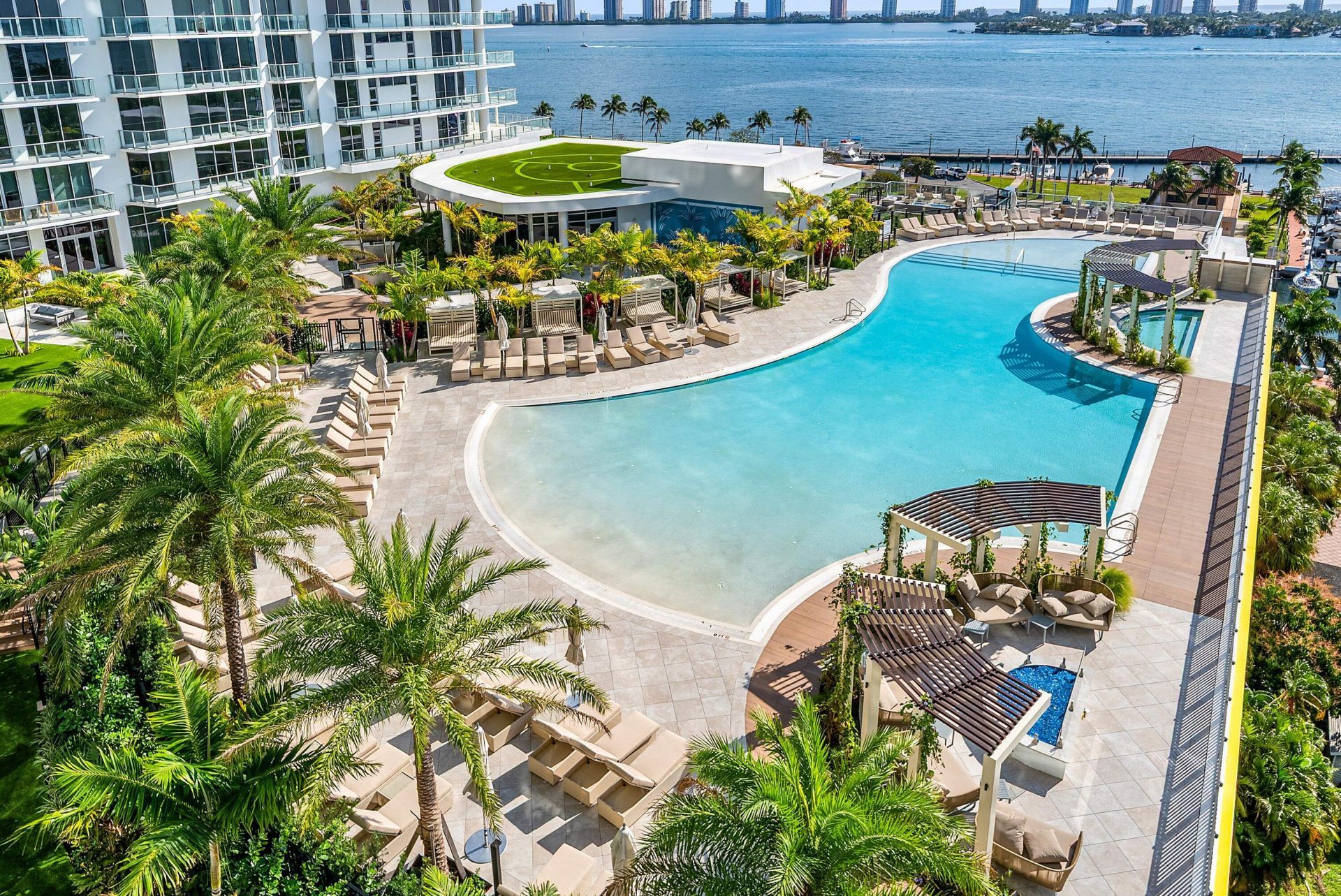 220 Lake Shore Drive, Unit 1010, Lake Park, FL 33403 Photo