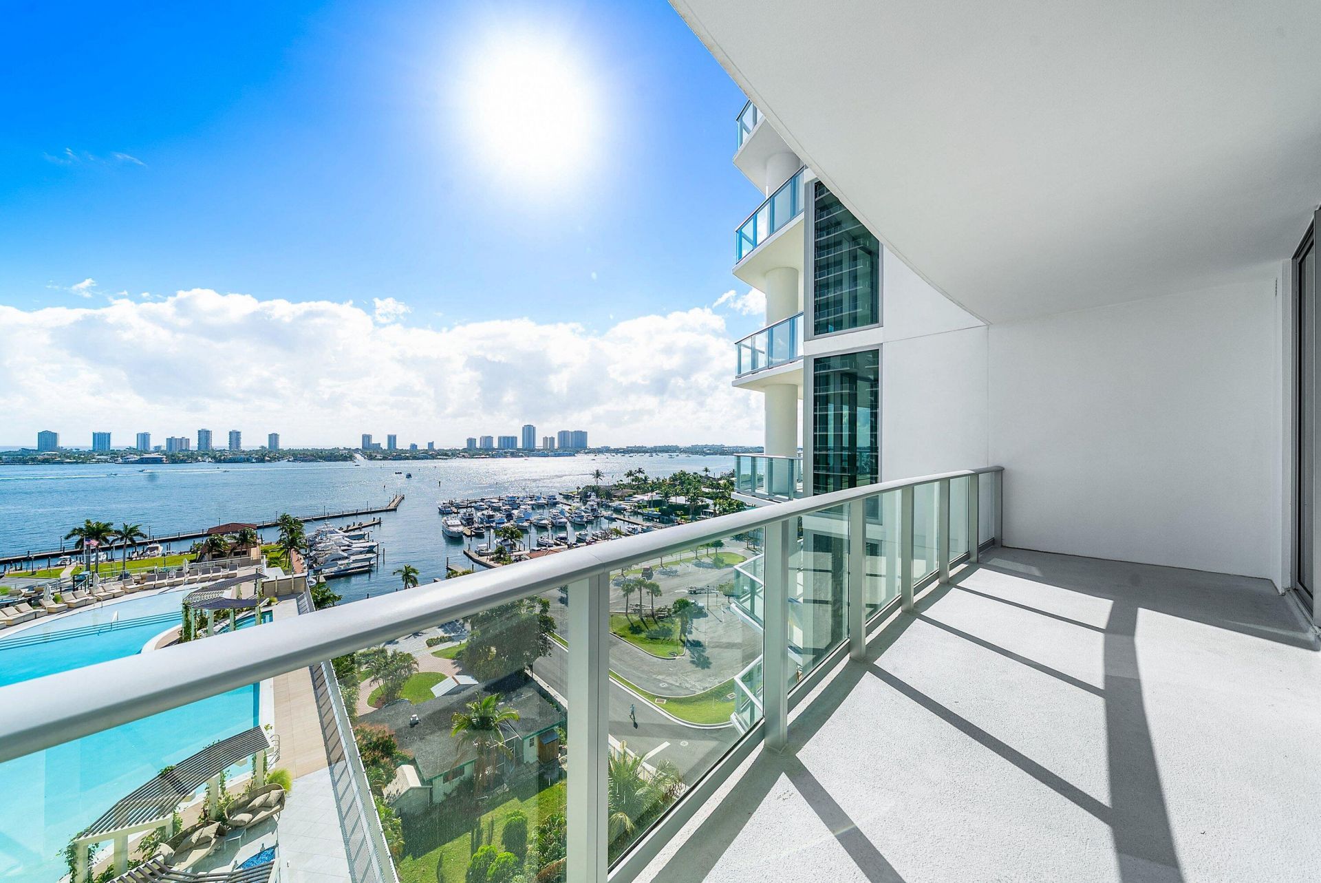 220 Lake Shore Drive, Unit 1010, Lake Park, FL 33403 Photo
