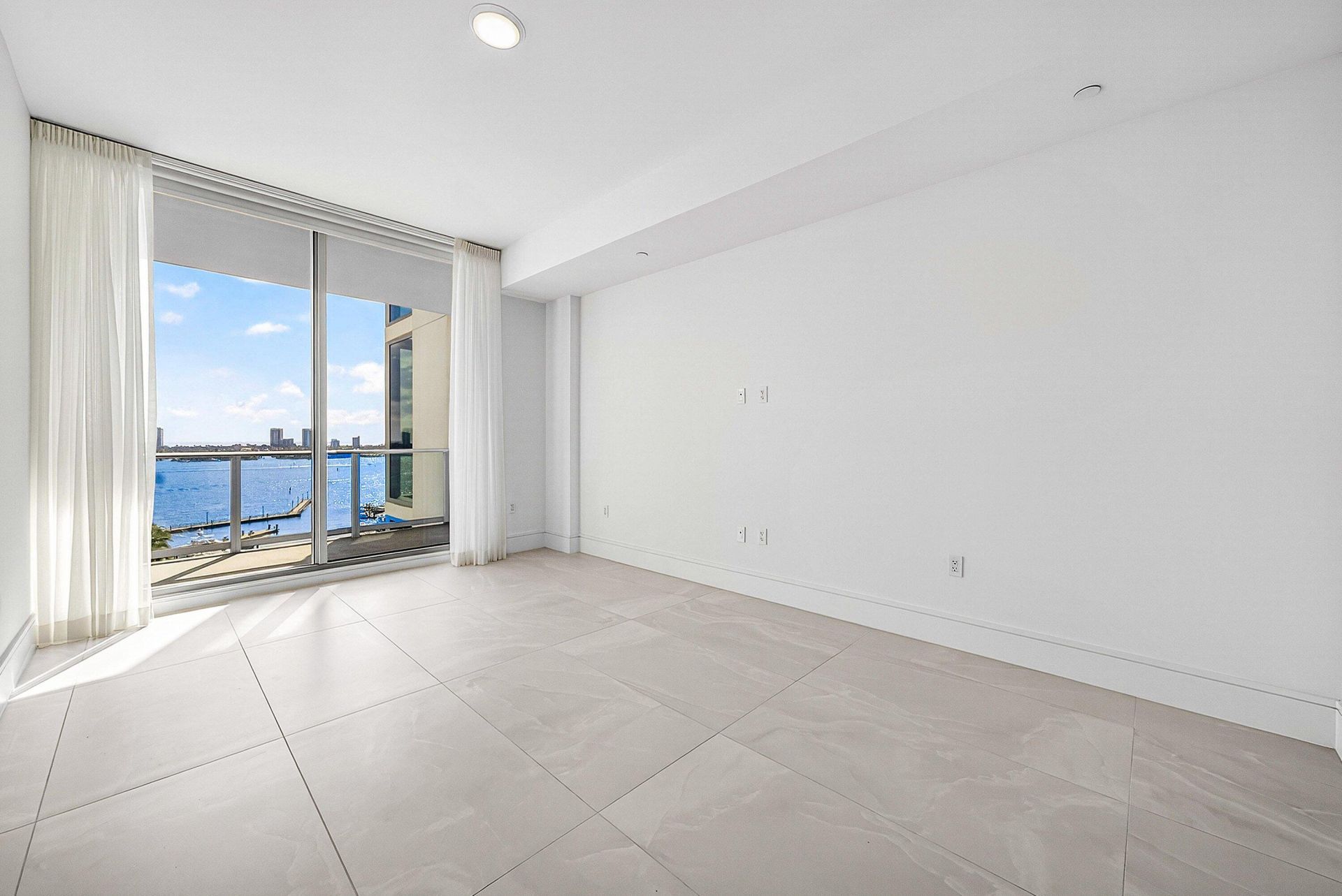 220 Lake Shore Drive, Unit 1010, Lake Park, FL 33403 Photo