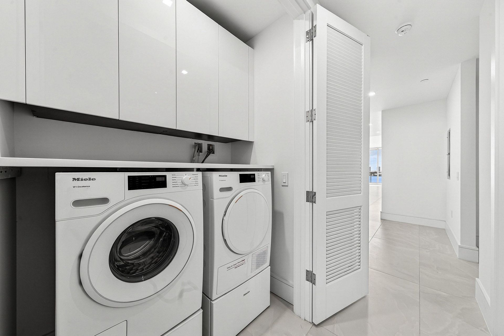 220 Lake Shore Drive, Unit 1010, Lake Park, FL 33403 Photo