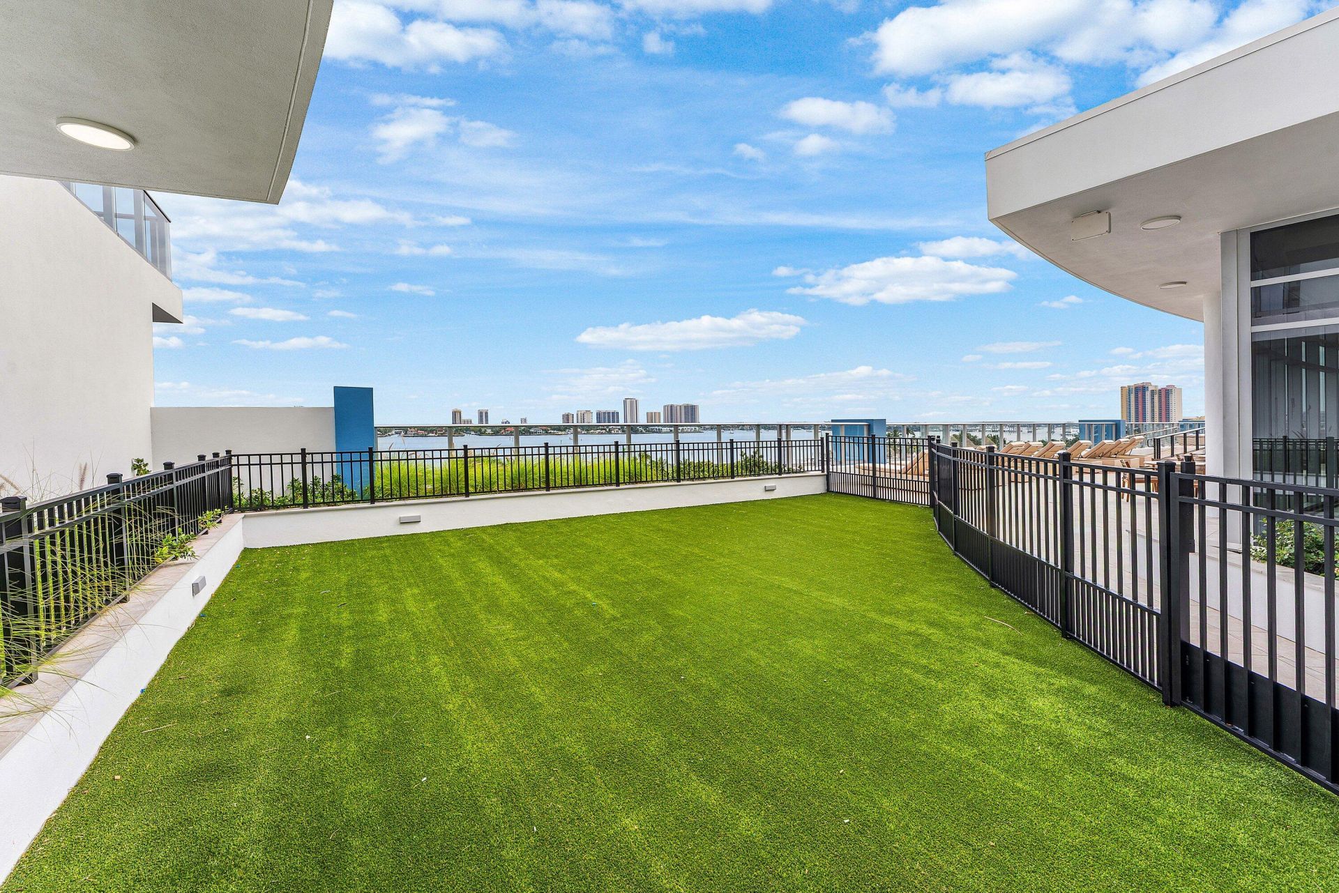 220 Lake Shore Drive, Unit 1010, Lake Park, FL 33403 Photo
