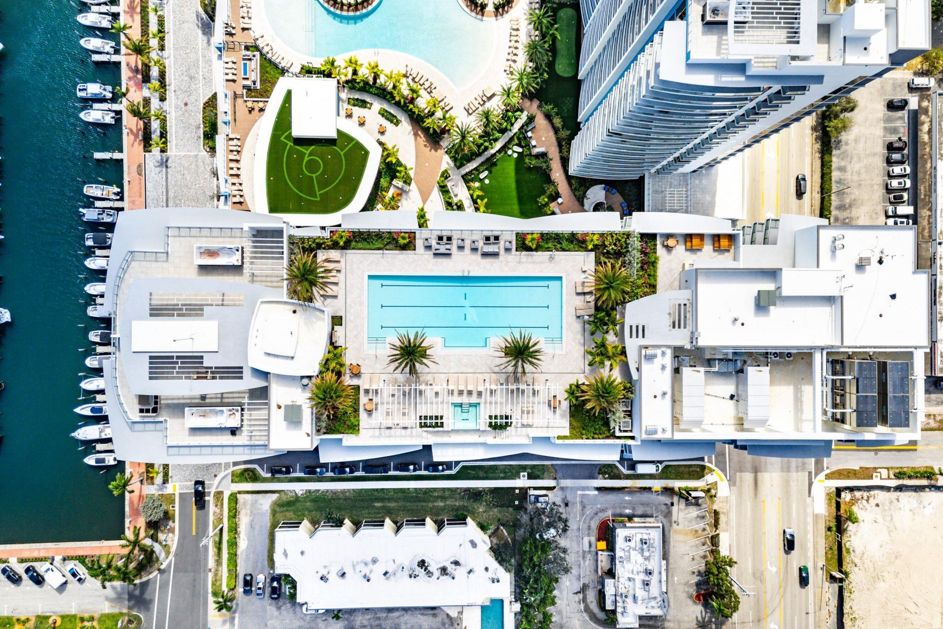 220 Lake Shore Drive, Unit 1010, Lake Park, FL 33403 Photo