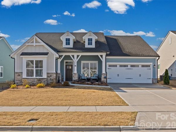 3235 Gavin Lane , Harrisburg, NC 28075