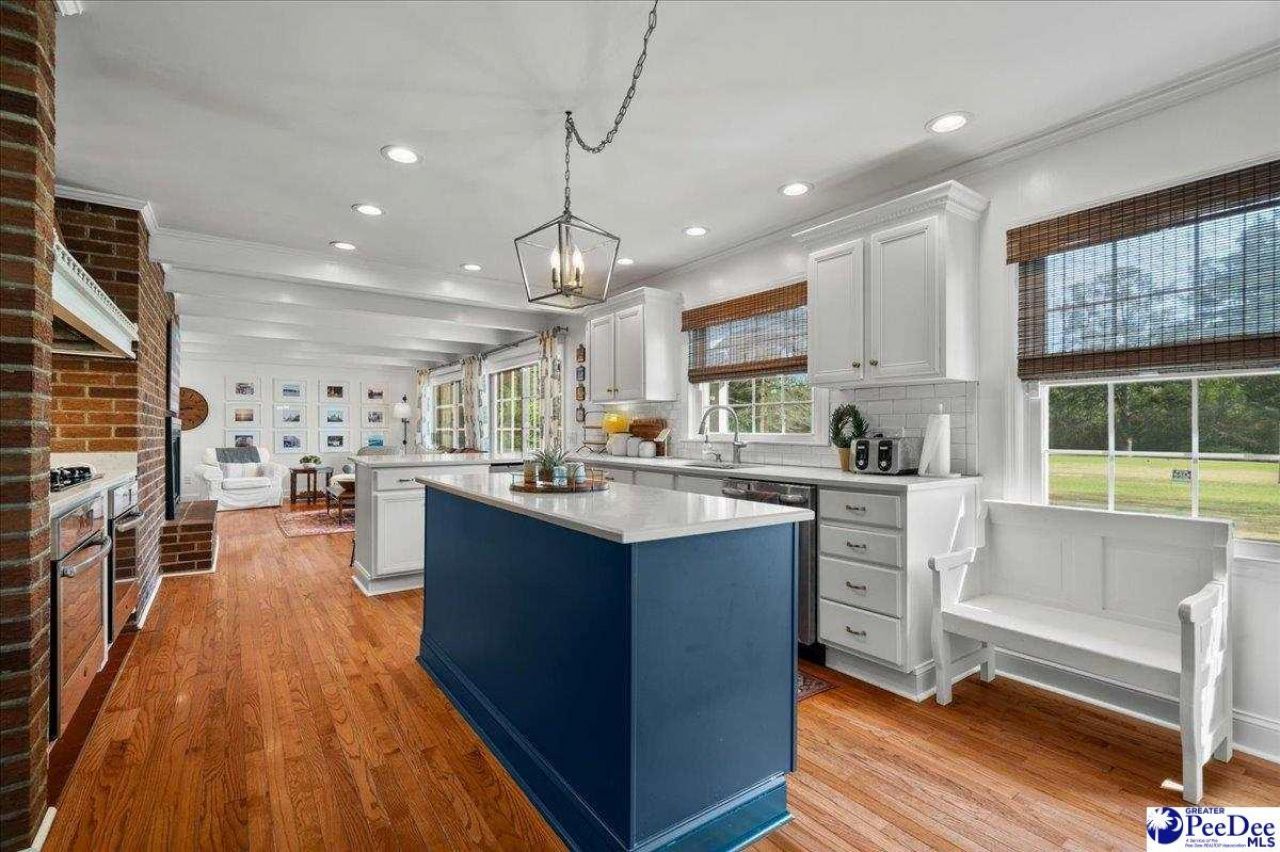 482 Country Club Dr. Photo 15