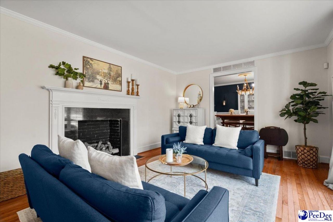 482 Country Club Dr. Photo 25