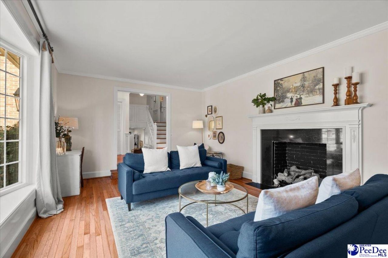 482 Country Club Dr. Photo 27