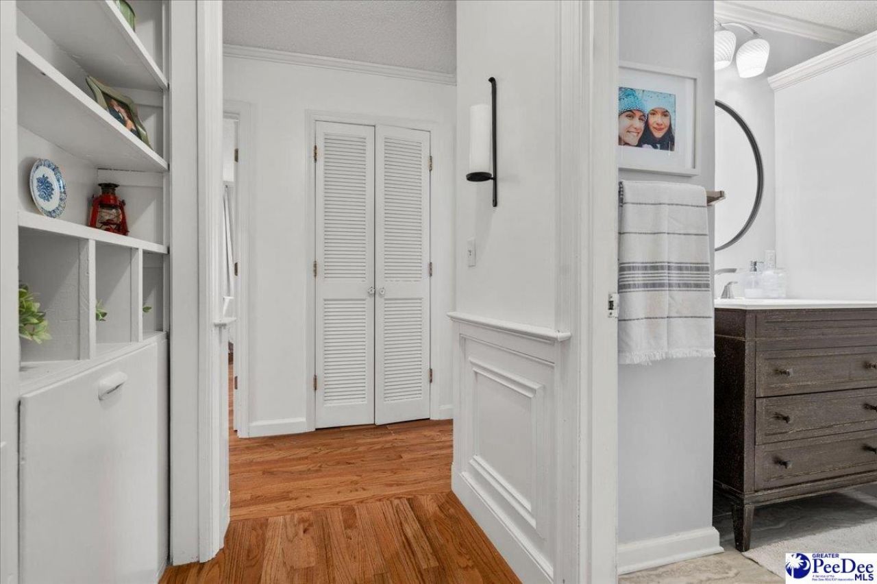 482 Country Club Dr. Photo 40