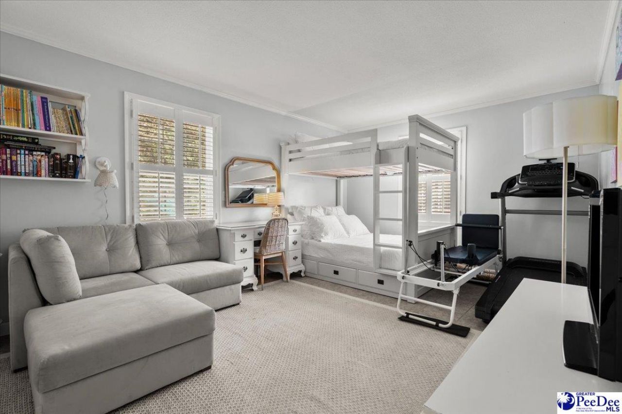 482 Country Club Dr. Photo 51