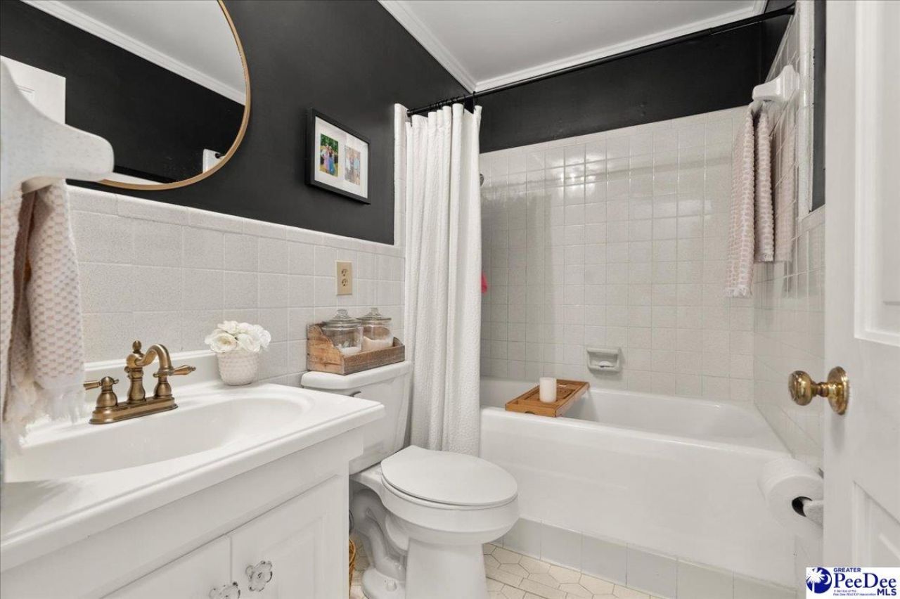 482 Country Club Dr. Photo 53