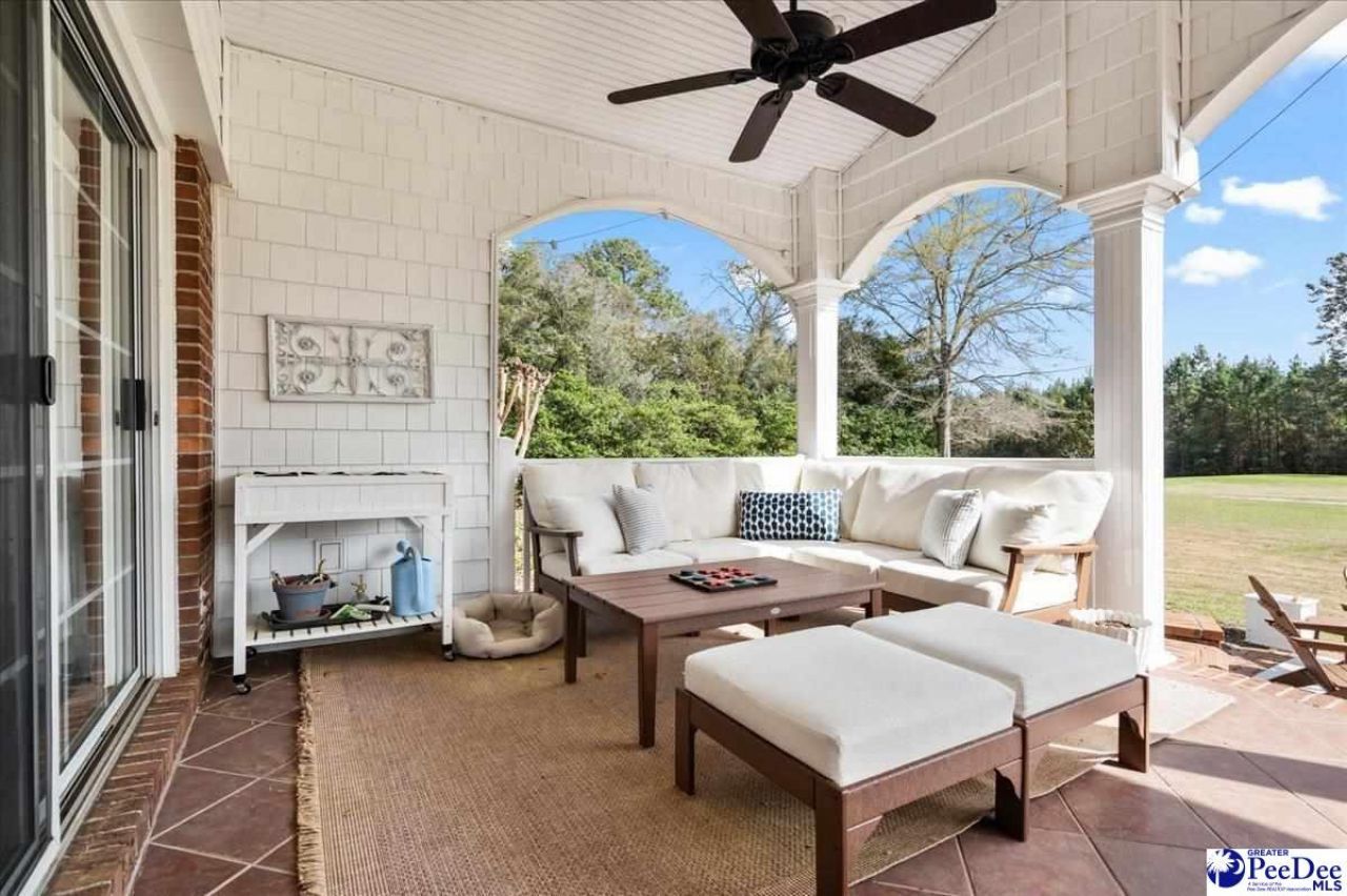 482 Country Club Dr. Photo 58