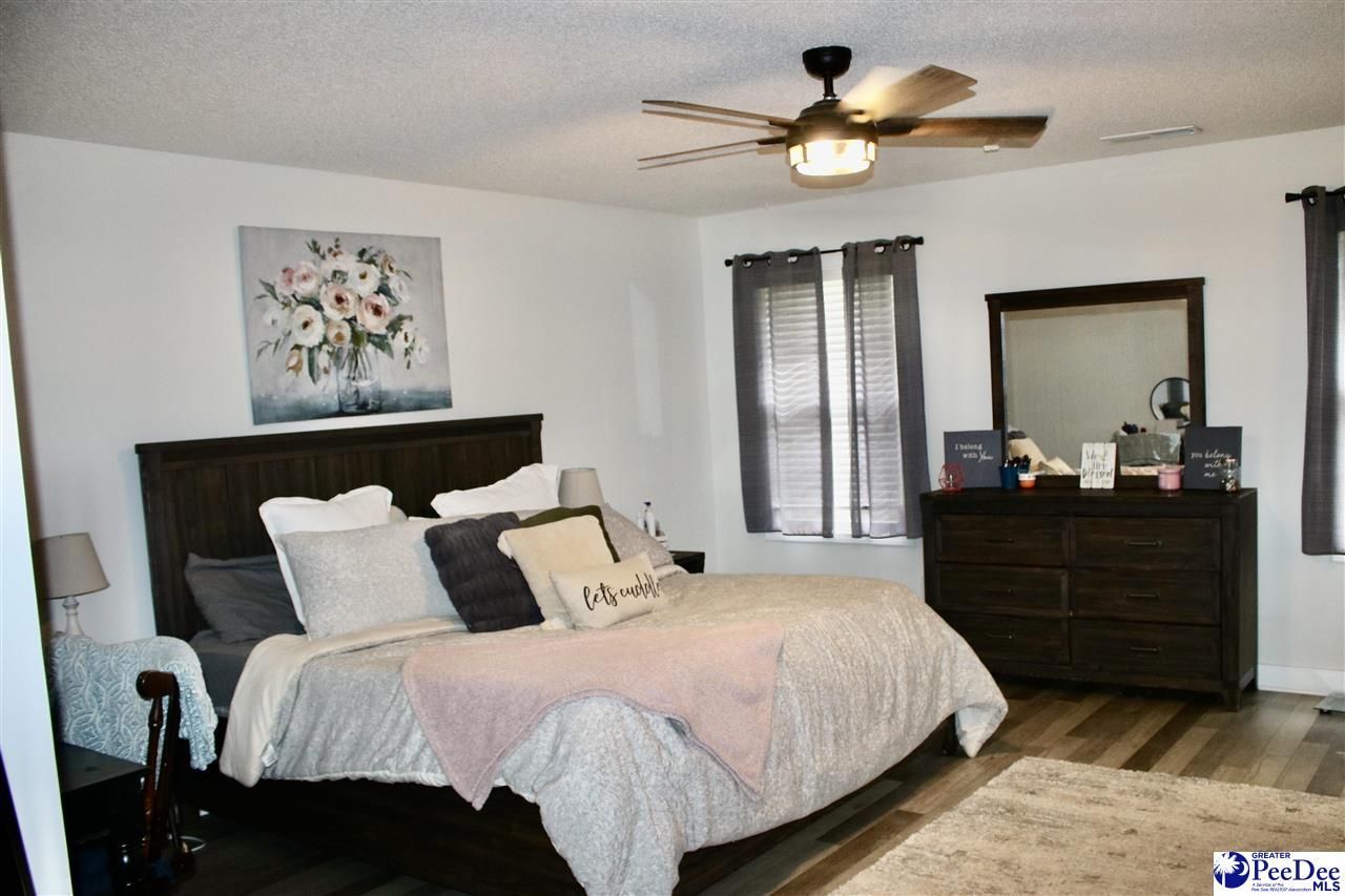 680 Torrey Pines Dr Photo 18