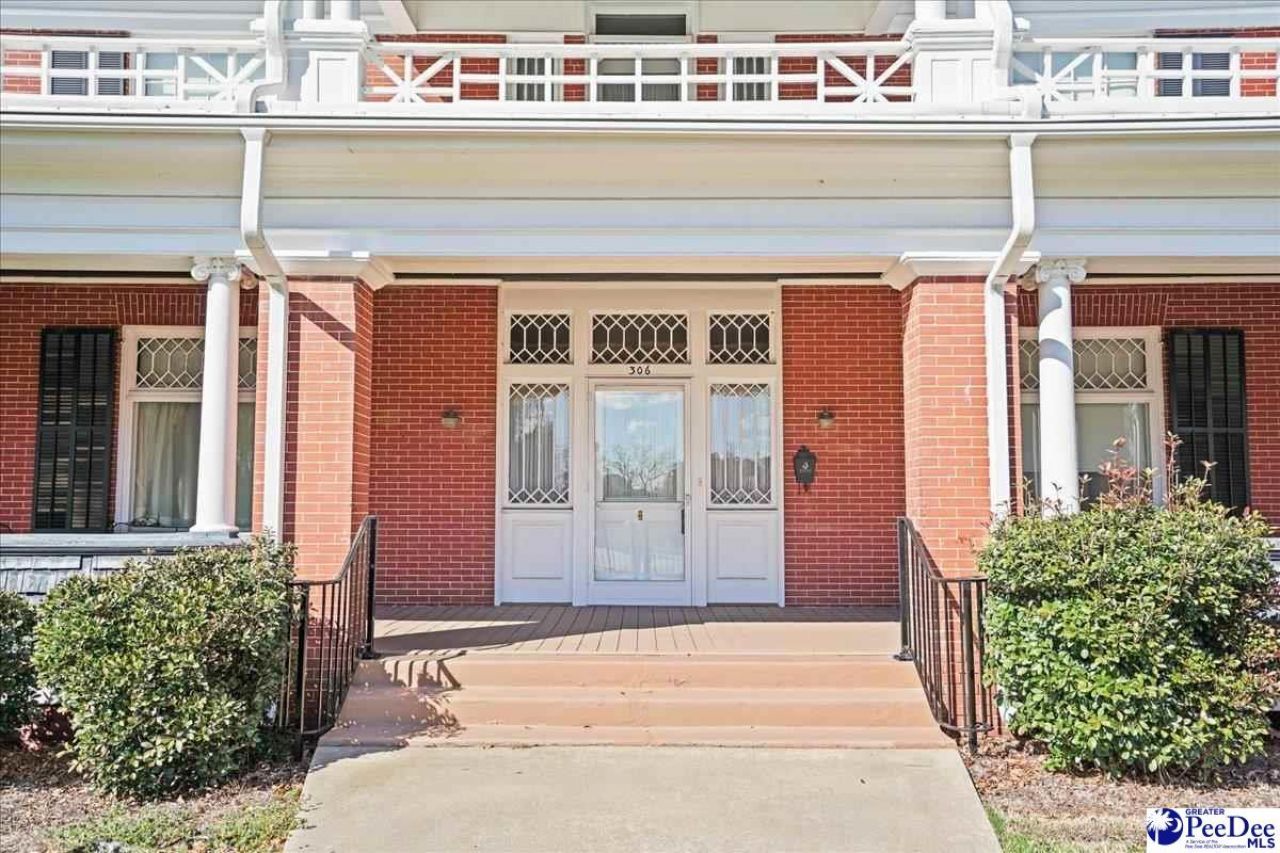 306 W Main Street Photo 10