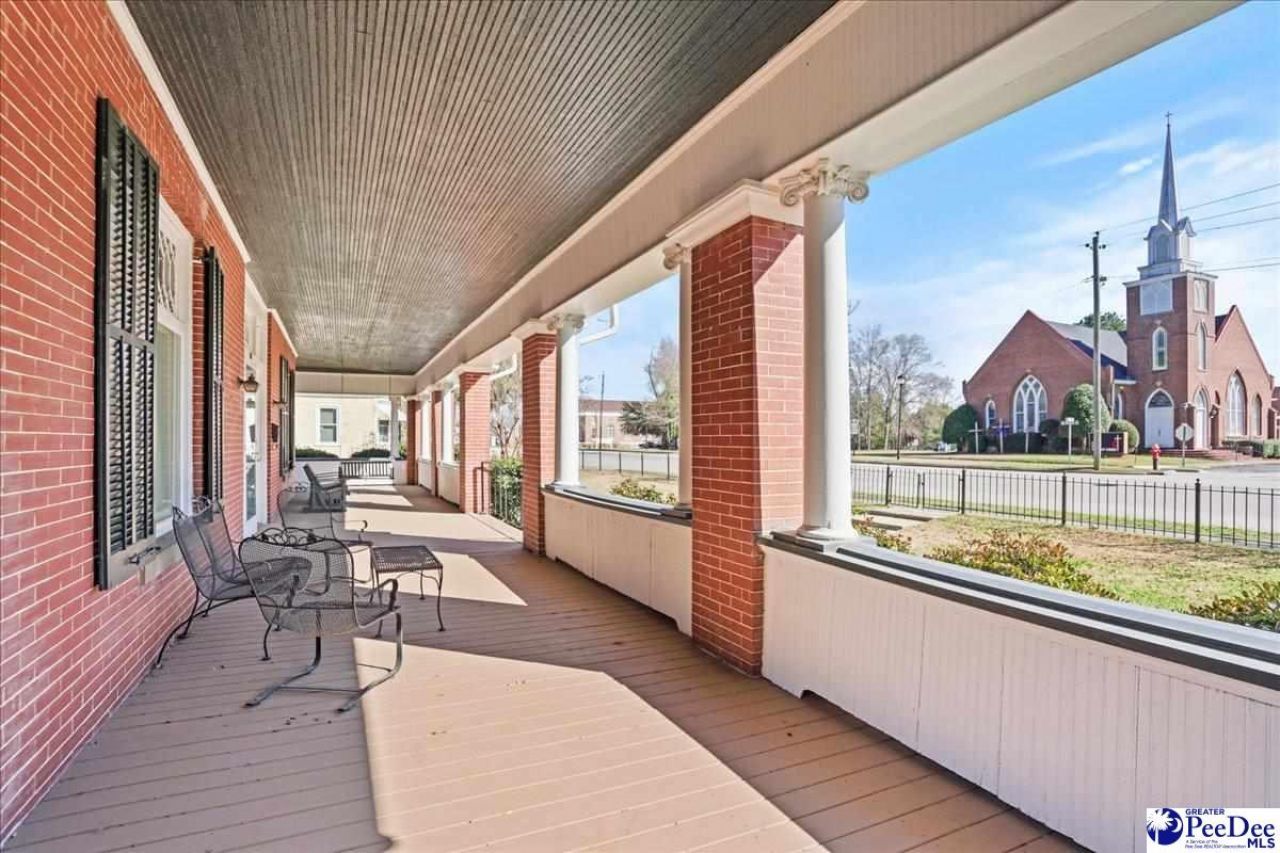 306 W Main Street Photo 13