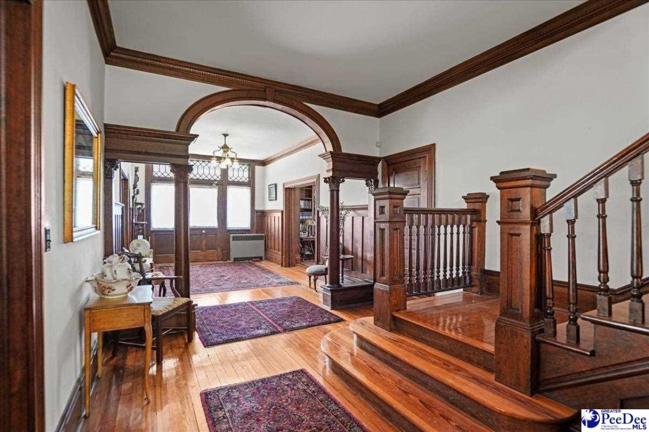 306 W Main Street Photo 15