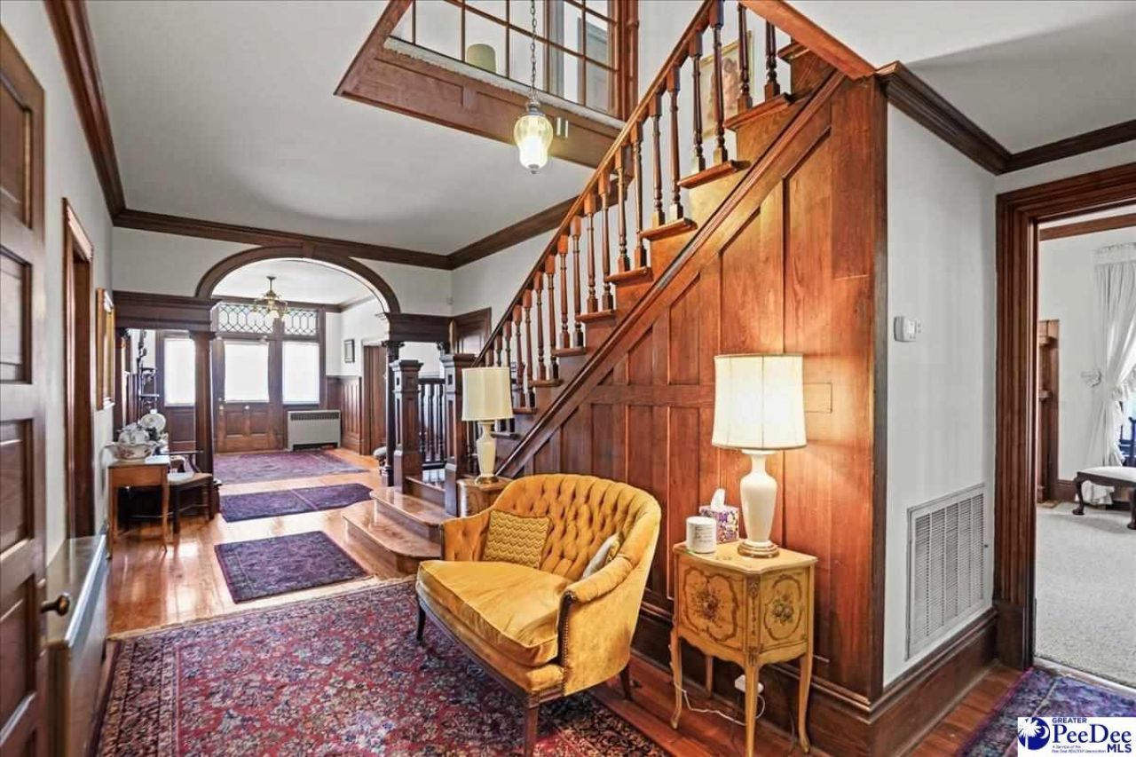 306 W Main Street Photo 18