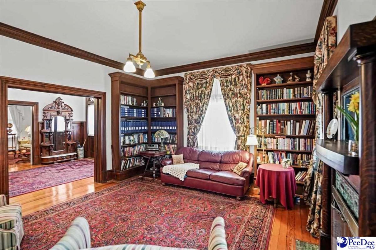 306 W Main Street Photo 24