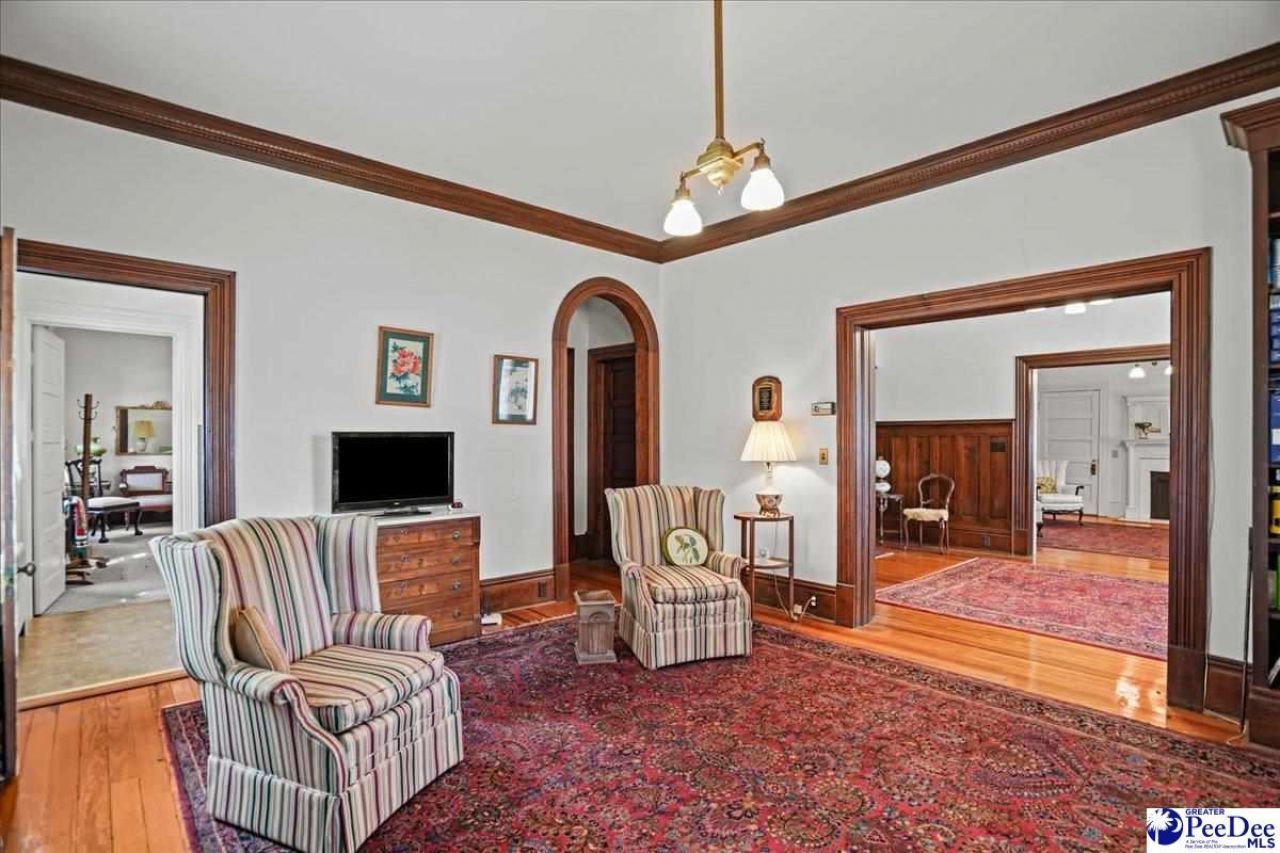 306 W Main Street Photo 25