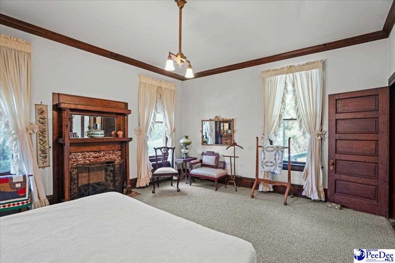 306 W Main Street Photo 26