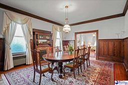 306 W Main Street photo 4