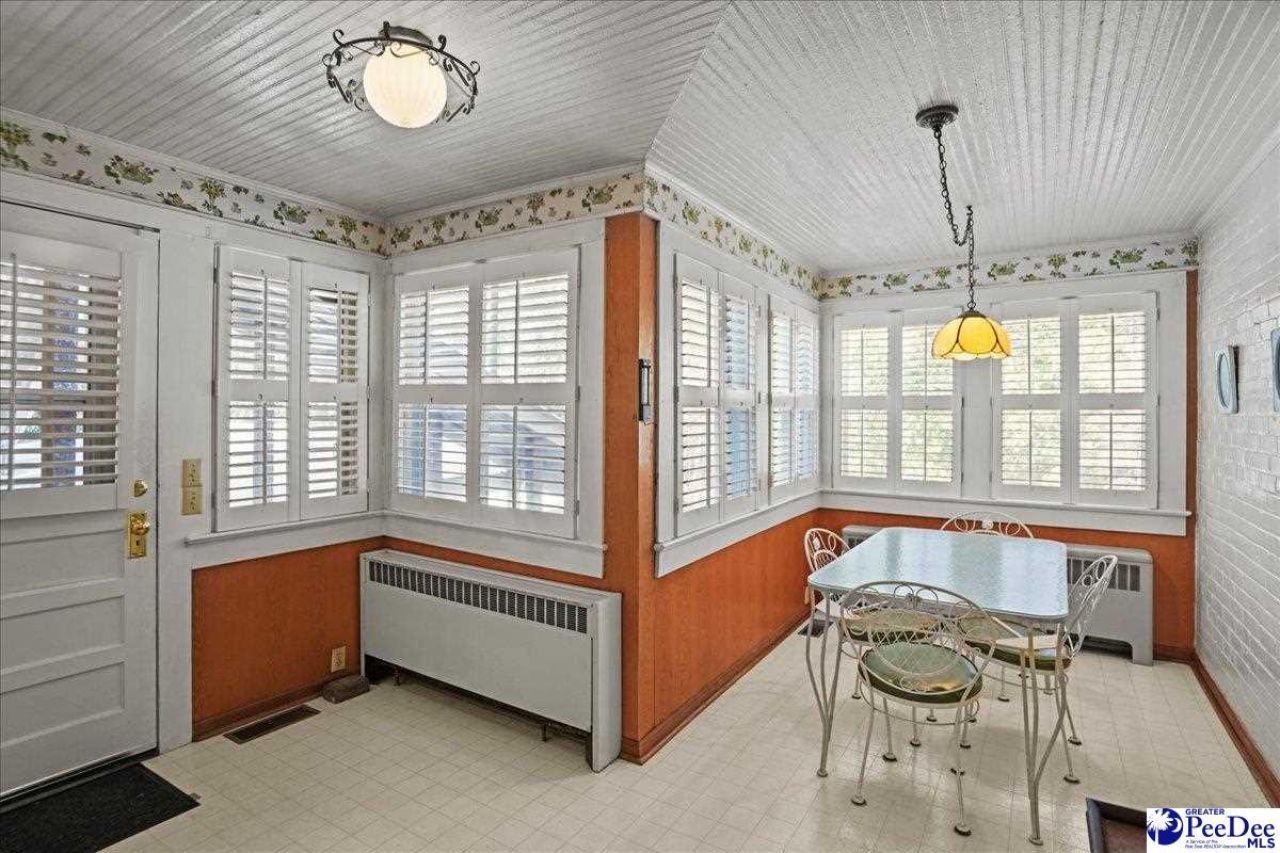 306 W Main Street Photo 30