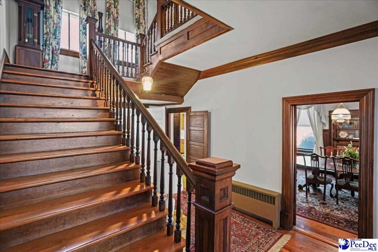 306 W Main Street Photo 38